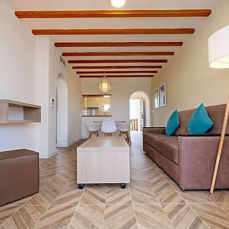 Apartmanhotel Azuline Sanso 3*
