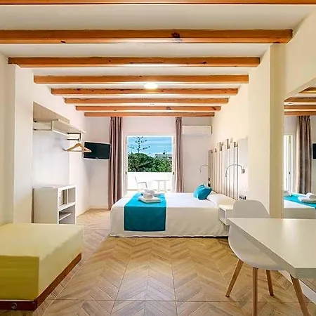 Aparthotel Azuline Sanso 3*