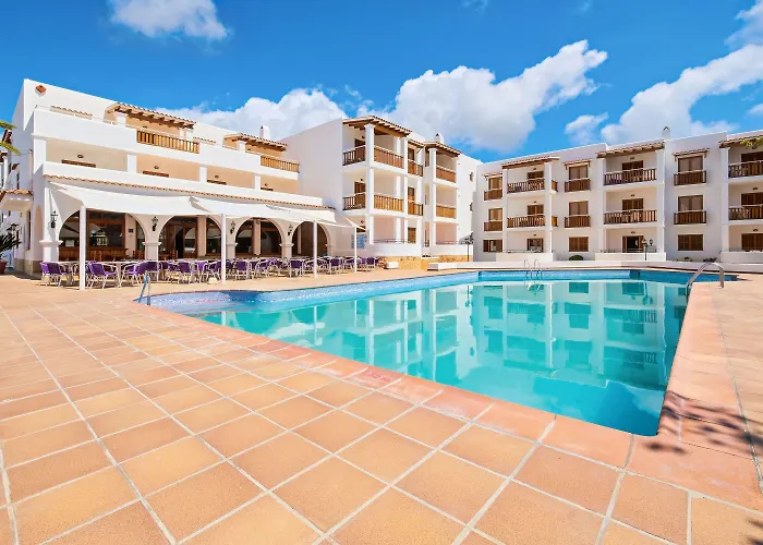 Aparthotel Azuline Sanso Santa Eularia des Riu